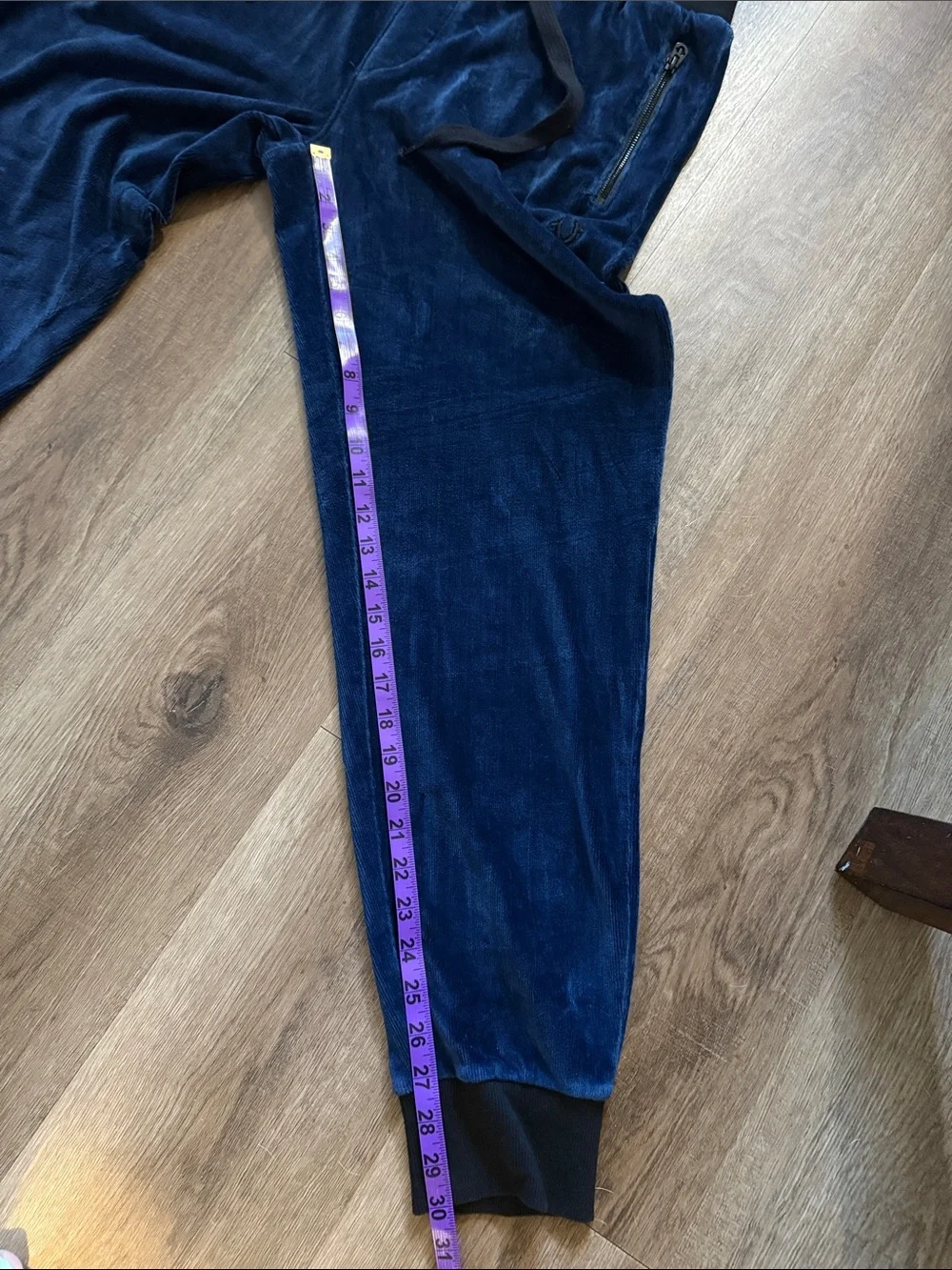True Religion Velour Jogger Pants Dark Blue size Medium